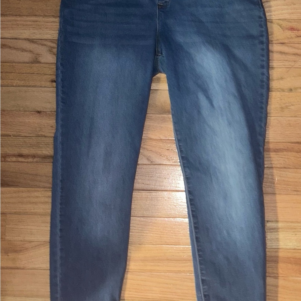 Stretchy Jeans